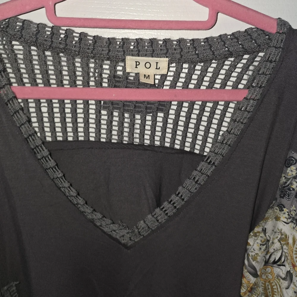 POL Soft V-Neck Boho Top Size M NWOTs - Picture 3 of 5